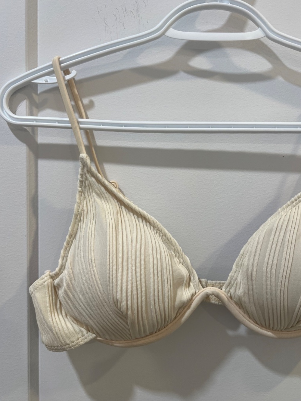 Bikini Set (Size L) - Picture 6 of 11